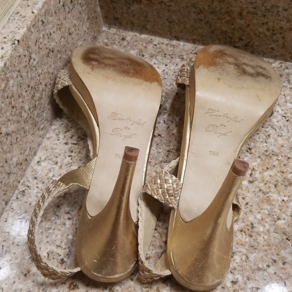 Rowen Shoes - Picture 7 of 8